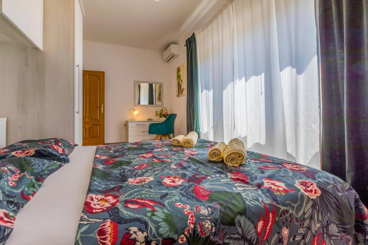 Villa M Crikvenica Εξωτερικό φωτογραφία